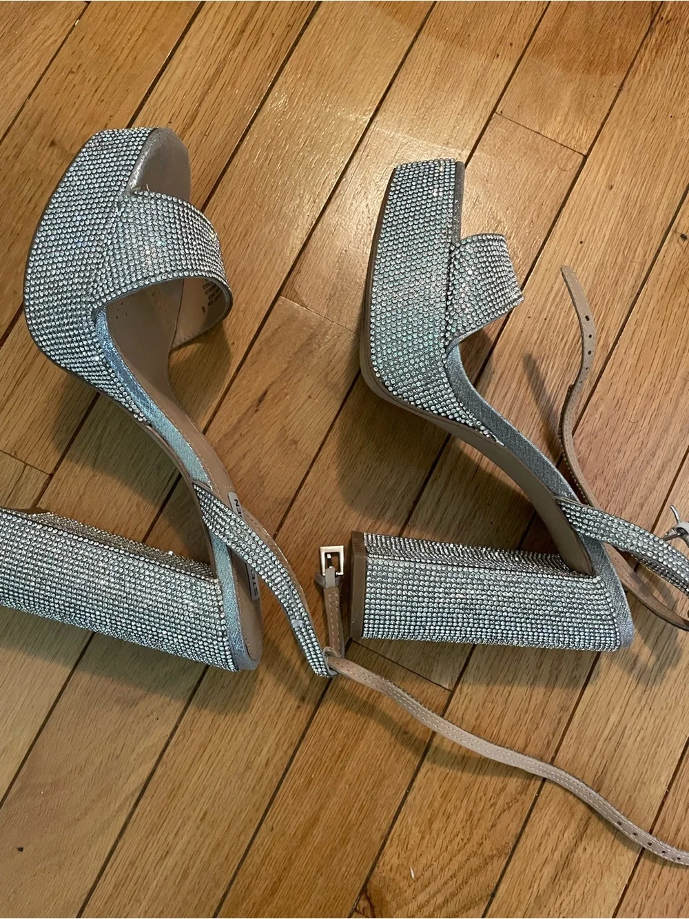 Sz 8 - Steve Madden “Lessa” Silver Rhinestone Platform Block Heel